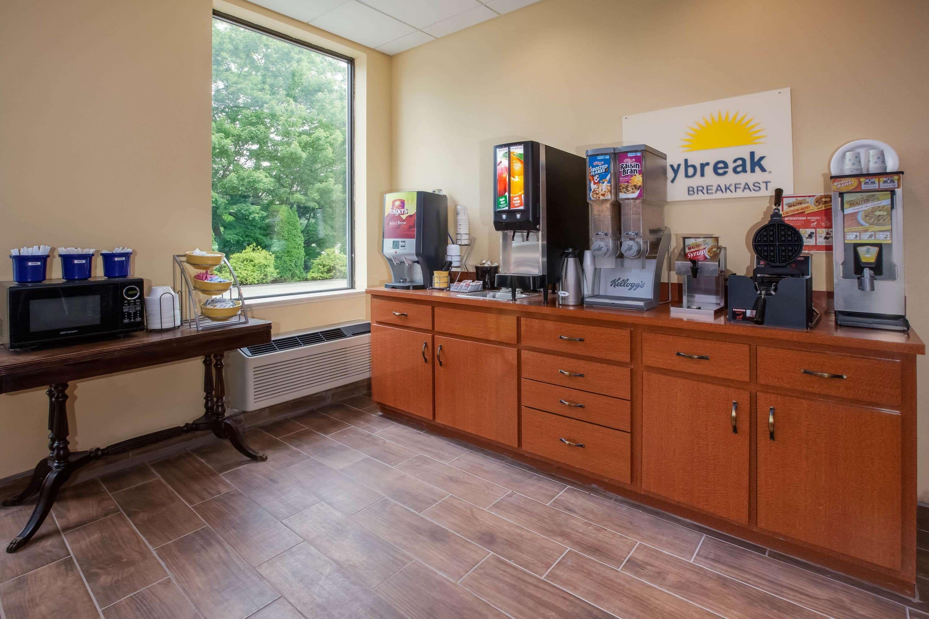Days Inn By Wyndham Donegal Extérieur photo